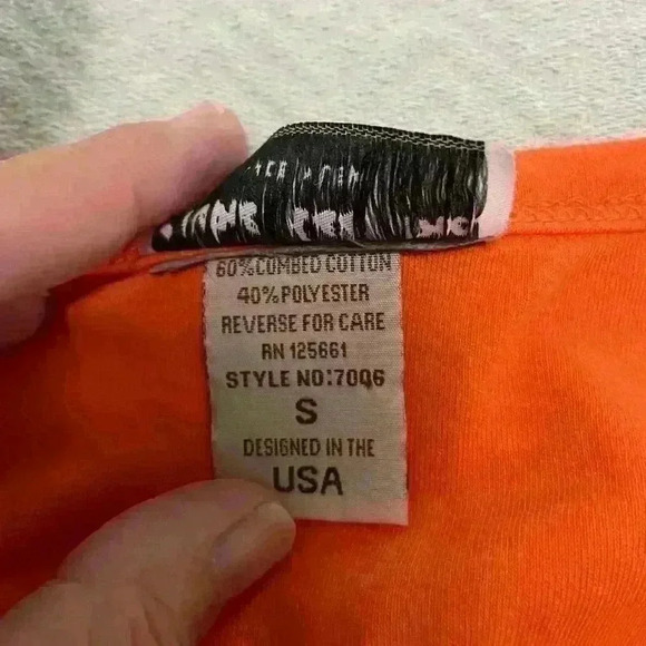 Vintage Shane Lee Inc Rare Scarecrow Orange Fall Shirt Size Small Feathers Paint - Picture 7 of 8